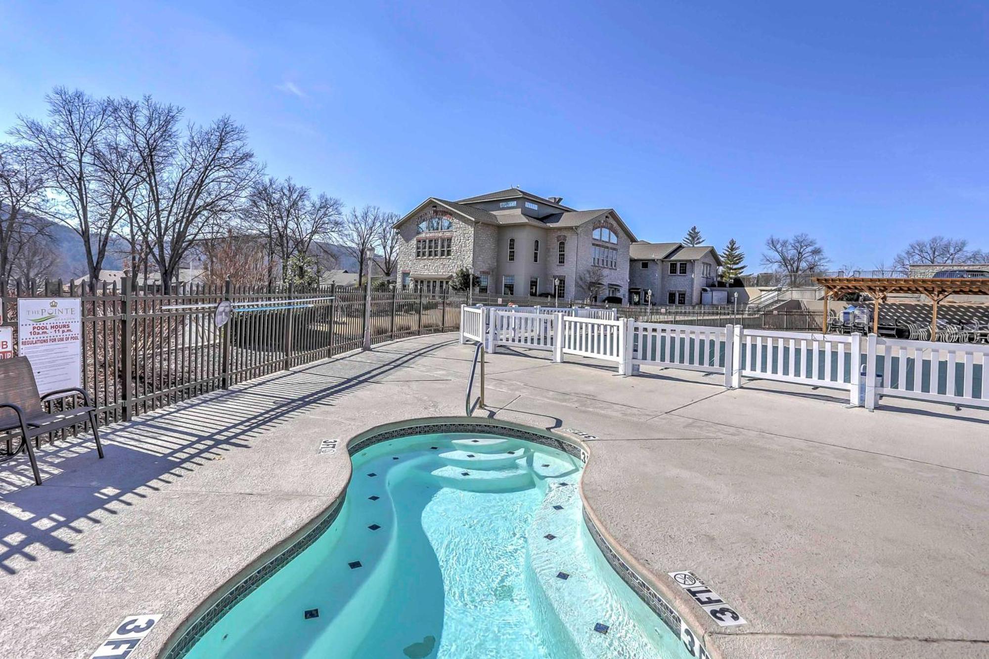 Pointe Royale Condo Pickleball, Pools And Golf! Branson Exteriör bild