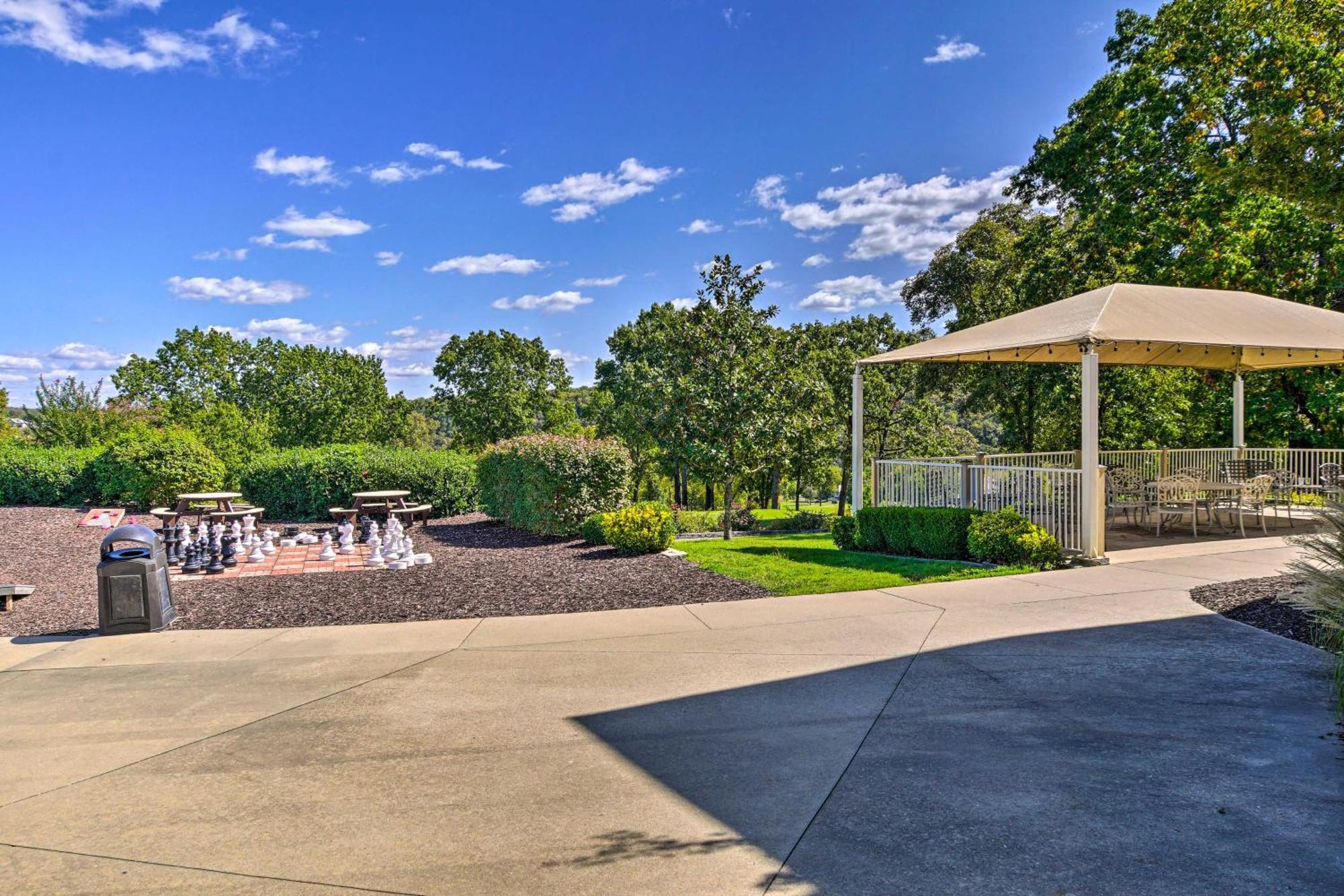 Pointe Royale Condo Pickleball, Pools And Golf! Branson Exteriör bild